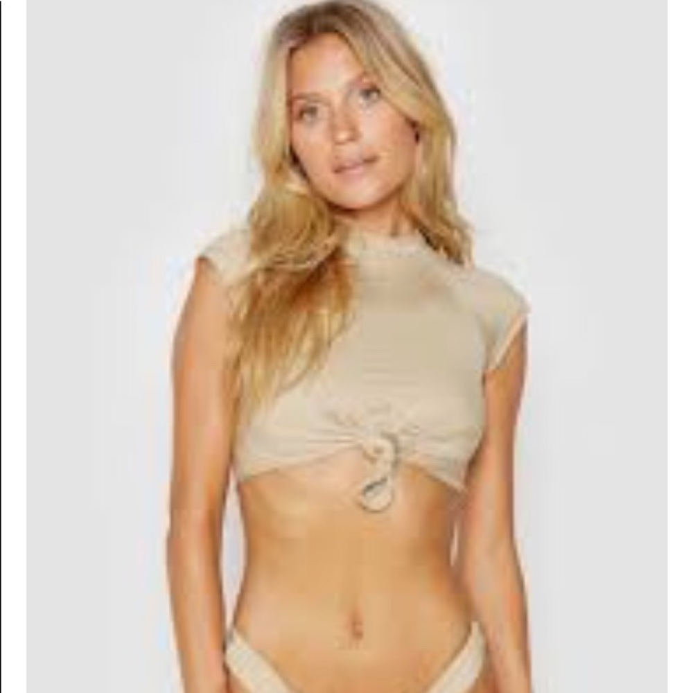 Frankie’s Bikini Max Top-Latte NWT